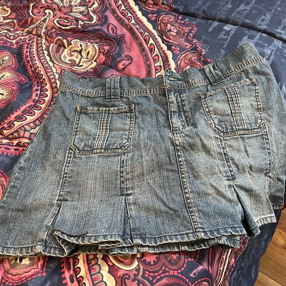 blue-jean skirt